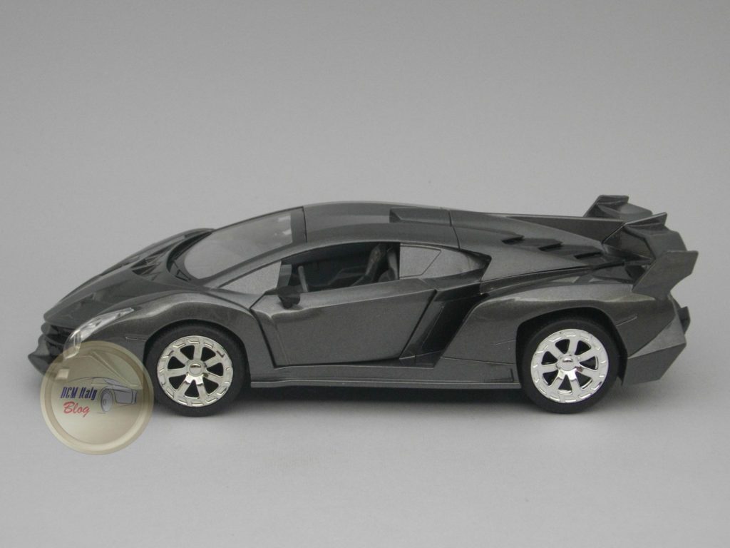 Auto Drive - Lamborghini Veneno - 03