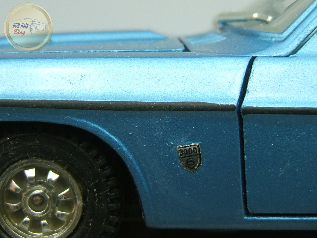 Dinky Toys - Ford Capri - Azure - 19