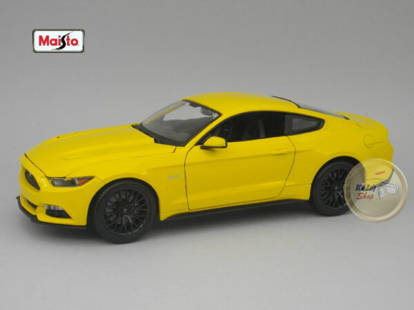 Ford Mustang (2015) 1:18 Maisto