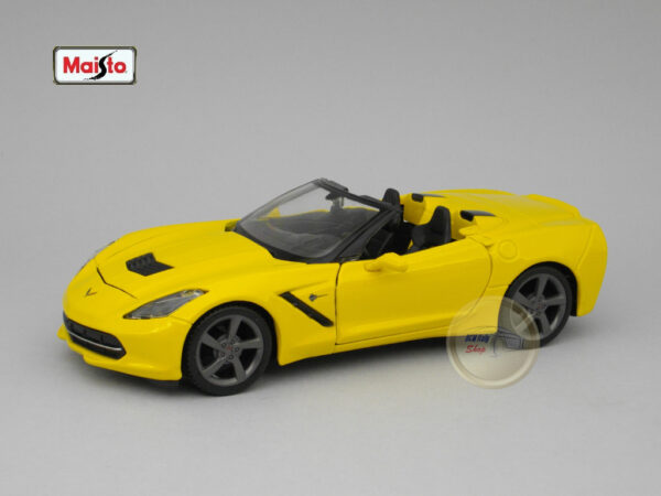 Chevrolet Corvette Stingray Convertible (2014) 1:24 Maisto