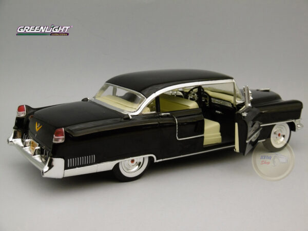 Cadillac Fleetwood Series 60 Special (1955) 1:18 Greenlight