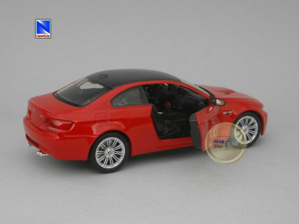 BMW M3 Coupé (2008) 1:24 New Ray