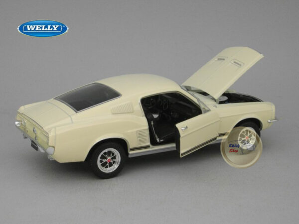 Ford Mustang GT (1967) 1:24 Welly