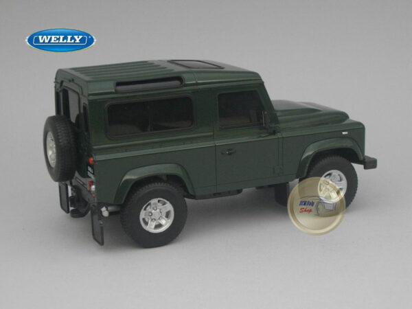 Land Rover Defender 1:24 Welly