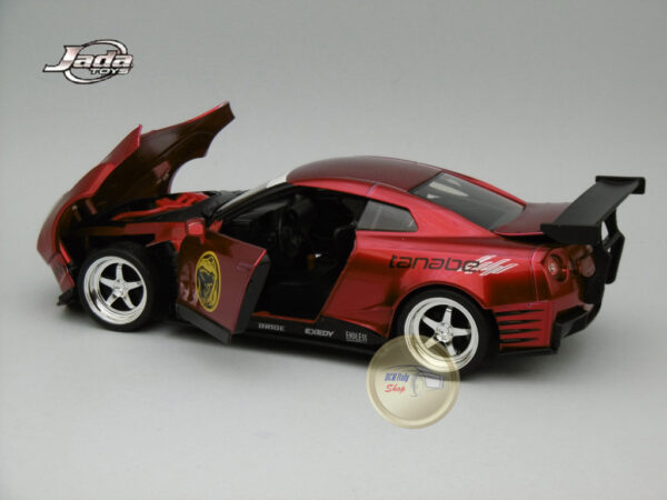 Nissan Skyline GT-R R-35 (2009) “Power Rangers” 1:24 Jada Toys