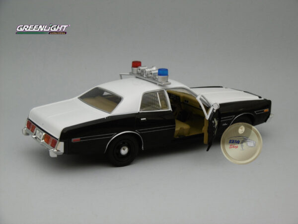 Dodge Monaco (1977) “Texas Highway Patrol” 1:24 Greenlight