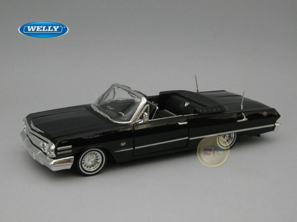 Chevrolet Impala Convertible (1963) “Hot Rider” 1:24 Welly