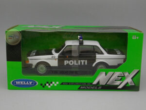 Volvo 240 GL “Norway Police”
