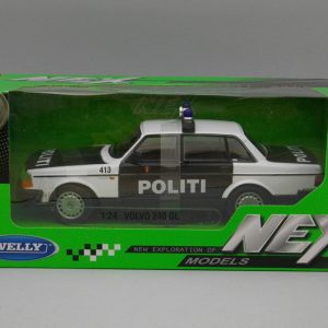 Volvo 240 GL “Norway Police”